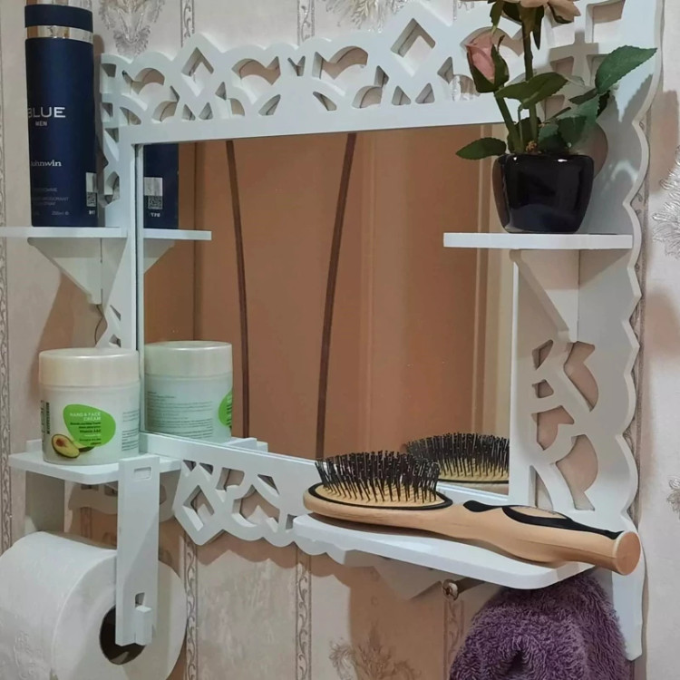 آینه سرویس بهداشتی طرح نگین جنس PVC ( پی وی سی ) قابل شستشو و ضد آب رنگ سفید