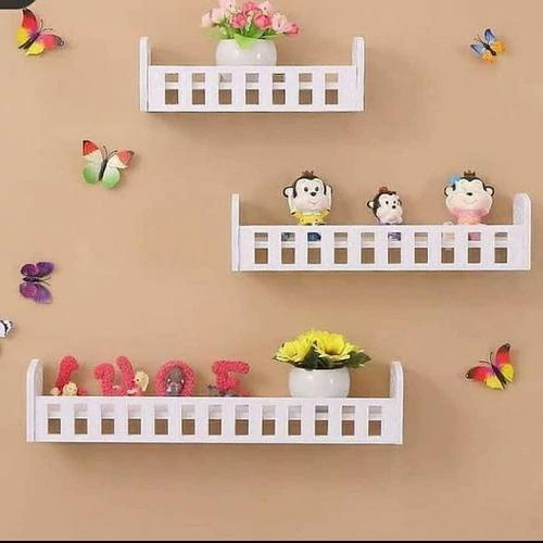 شلف ۳ سایز طرح نرده ای رنگ سفید جنس پی وی سی ( قابل شستشو و ضد آب )